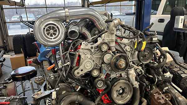 compound-turbo L5P Duramax engine